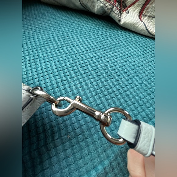 Blue flower coach crossbody purse - Picture 7 of 9